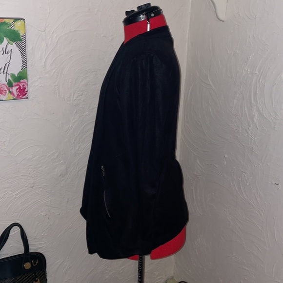 Black draped jacket - Picture 8 of 14